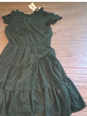 Women’s Green Tiered Ruffled Dress